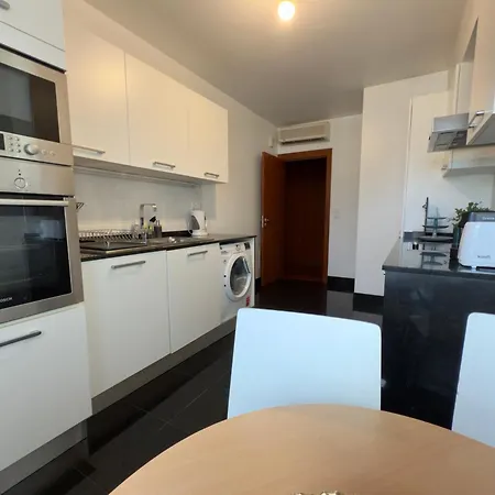 Apartament Expo Luxury Lizbona